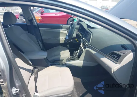 2019 Hyundai Elantra Se из США, поврежденный, VIN 5NPD74LF1KH466501